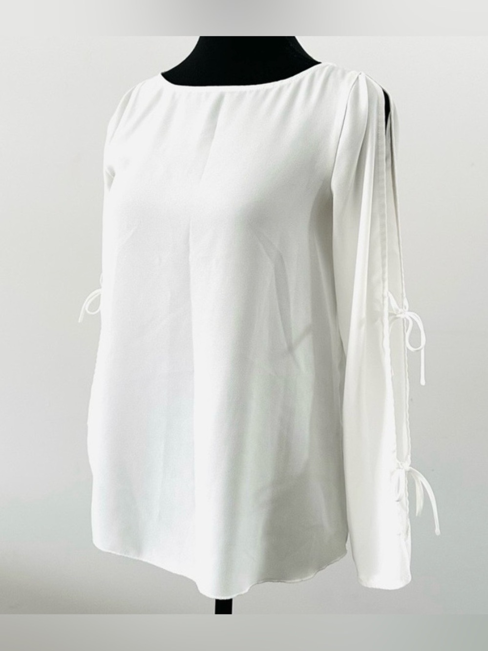 NWT Wilfred Pozzi Blouse White Cutout Statement Split Tie Up Sleeves